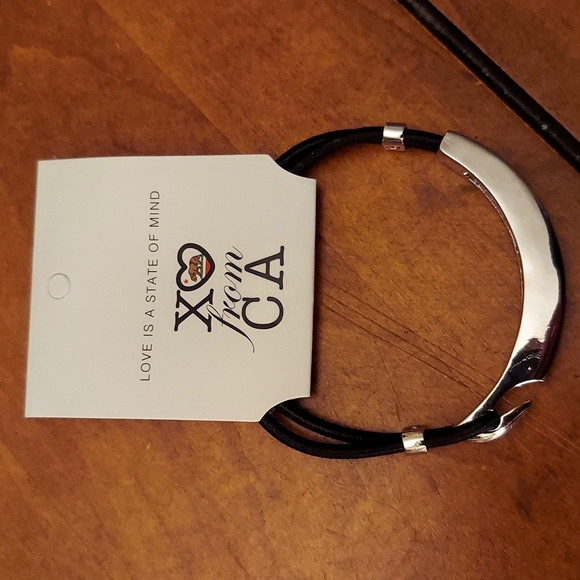 NEW | X♡ FROM CALIFORNIA | 4 PIECE BUNDLE - Picture 4 of 8